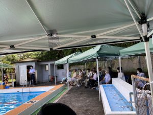 CAA93A16-D4B6-4862-B136-3A2CE3B2944F