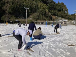 B4B49143-0942-42BA-8500-AEF1972B9454